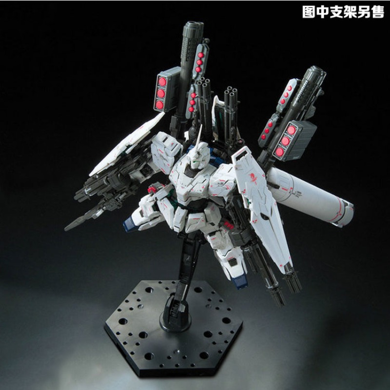 بانداي أوريجينال RG 1/144 فول  - مراجعة Bandai Model Gundam Rg وسعره